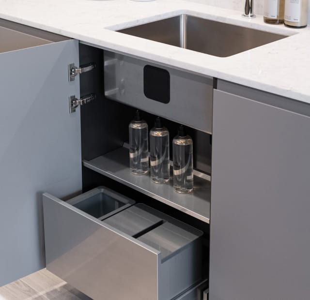 Convenient in-cabinet recycling station